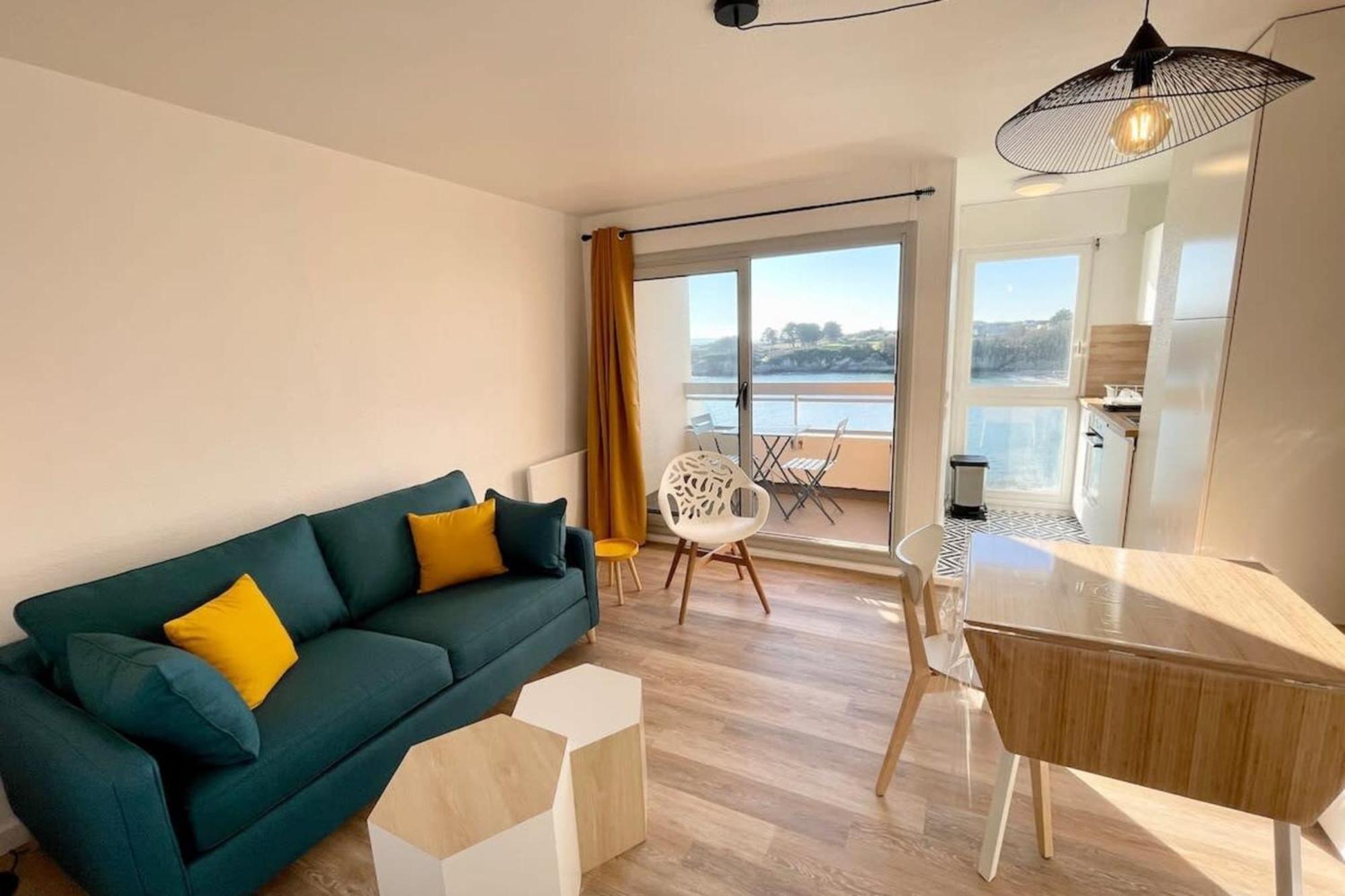 LES PIEDS DANS L’EAU ! T2 Archi Cosy – Vue mer 180° Ploemeur Exterior foto