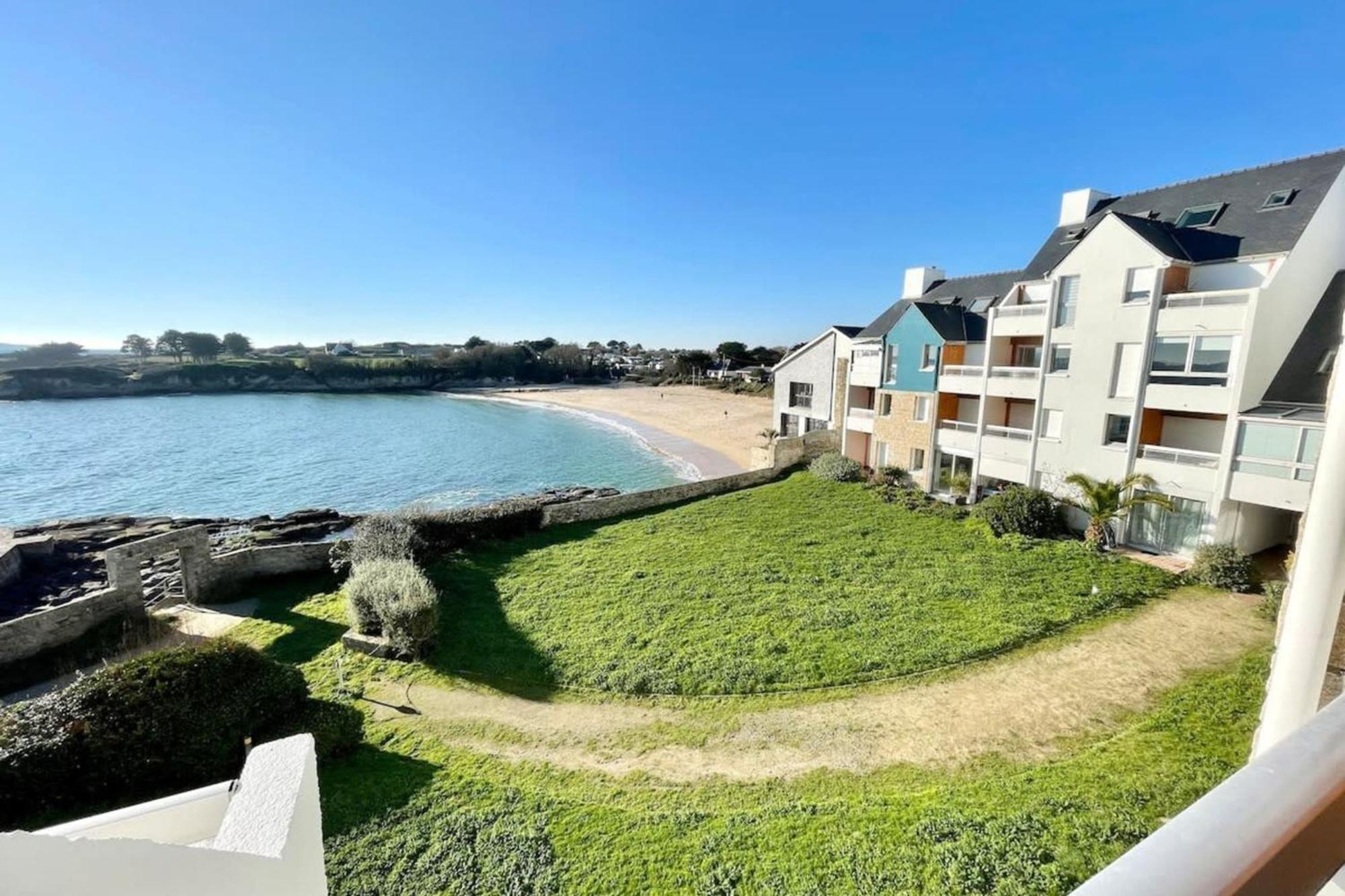 LES PIEDS DANS L’EAU ! T2 Archi Cosy – Vue mer 180° Ploemeur Exterior foto